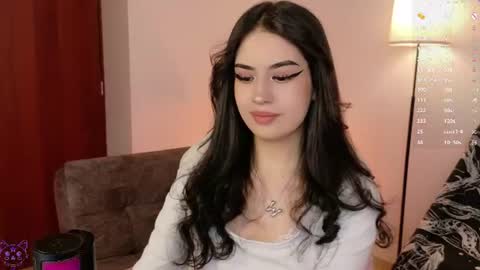 Snapshot of violet_catt chatting on 14, 7, 2026 Violeta online show from 14, 7, 2026