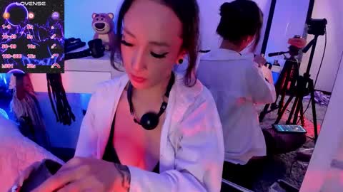 Snapshot of violet_jonesss chatting on 10, 1, 2026 Violet Jones online show from 10, 1, 2026