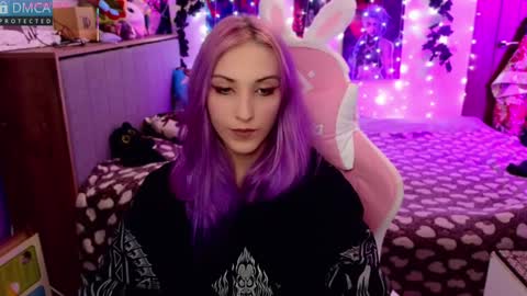 Snapshot of violet_noir_ chatting on 24, 1, 2025 Deya online show from 24, 1, 2025