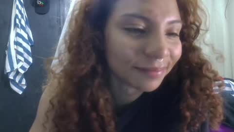 Snapshot of violet_smmithh chatting on 26, 5, 2026 Violet online show from 26, 5, 2026