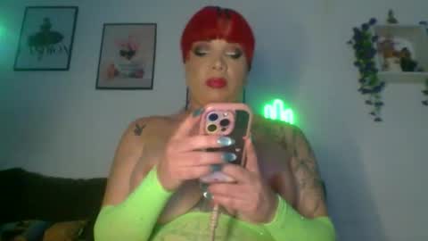 Snapshot of violeta186 chatting on 14, 5, 2026 violeta186 online show from 14, 5, 2026