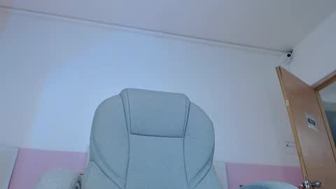 Snapshot of violeta_leon chatting on 22, 2, 2025 Violeta leon online show from 22, 2, 2025