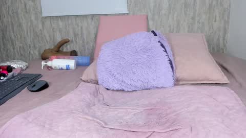 violeta london online show from 28, 12, 2024