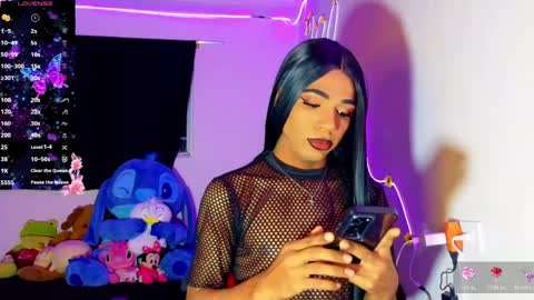 Snapshot of violeta_m_ chatting on 11, 5, 2026 violeta_m_ online show from 11, 5, 2026