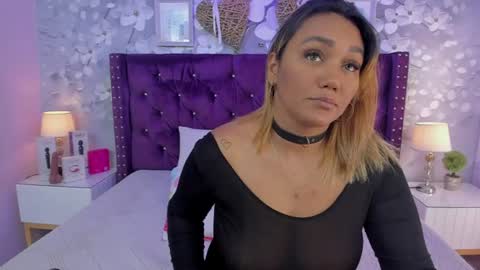 Snapshot of violeta_medina chatting on 30, 6, 2026 violeta_medina online show from 30, 6, 2026