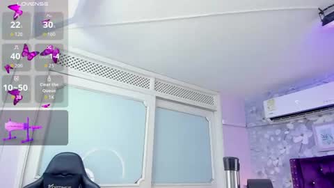 Snapshot of violeta_medina chatting on 2, 7, 2026 violeta_medina online show from 2, 7, 2026