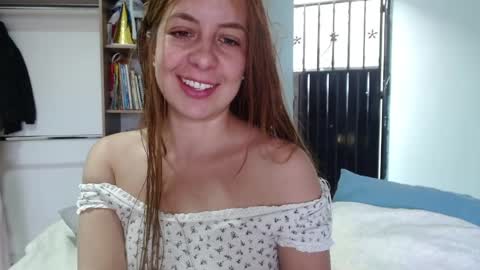 Snapshot of violeta_peter69 chatting on 11, 4, 2026 Violeta Peter online show from 11, 4, 2026