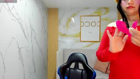 Snapshot of violeta_sub chatting on 17, 4, 2026 IG violeta sub online show from 17, 4, 2026