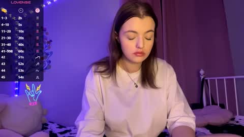 Snapshot of violetamelia chatting on 23, 3, 2026 Eva online show from 23, 3, 2026