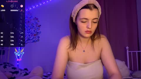 Snapshot of violetamelia chatting on 30, 3, 2026 Eva online show from 30, 3, 2026