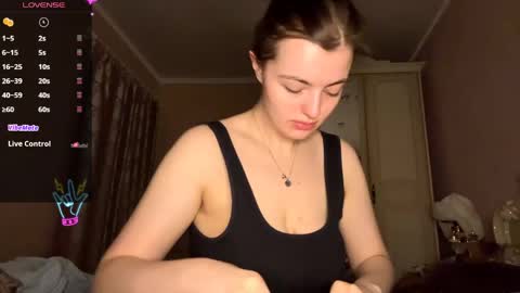 Snapshot of violetamelia chatting on 12, 4, 2026 Eva online show from 12, 4, 2026