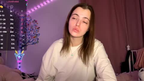 Snapshot of violetamelia chatting on 1, 5, 2026 Eva online show from 1, 5, 2026