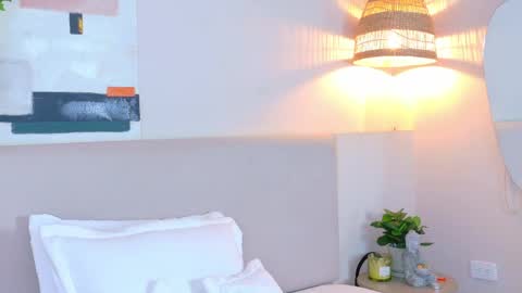 Snapshot of violetbloomm chatting on 28, 4, 2026 Violet online show from 28, 4, 2026