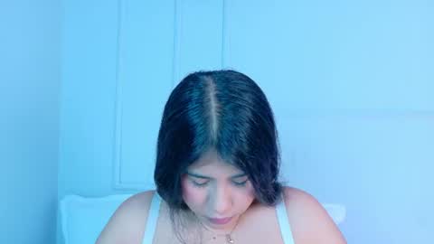 Snapshot of violetbloomm chatting on 15, 7, 2026 Violet online show from 15, 7, 2026