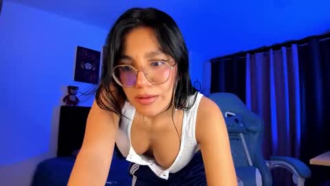 Violet online show from 23, 10, 2025