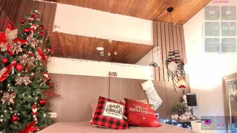 Violet online show from 15, 12, 2025