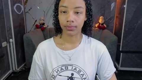 Snapshot of violeth_b chatting on 16, 6, 2026 violeth_b online show from 16, 6, 2026
