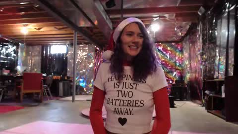 Snapshot of violethooper chatting on 2, 12, 2024 Violet Hooper online show from 2, 12, 2024