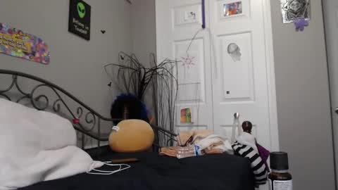 Snapshot of violethooper chatting on 8, 1, 2025 Violet Hooper online show from 8, 1, 2025