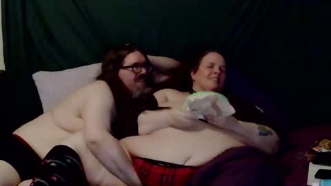 Violet Knight online show from 5, 3, 2026