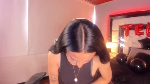 violetskinny online show from 18, 2, 2025