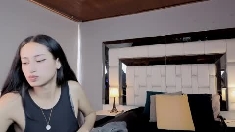 Snapshot of violetskinny chatting on 2, 6, 2026 violetskinny online show from 2, 6, 2026