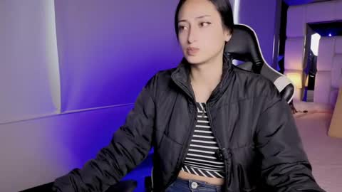 Snapshot of violetskinny chatting on 3, 6, 2026 violetskinny online show from 3, 6, 2026