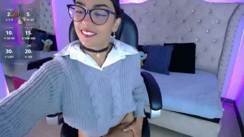Snapshot of violett_garden chatting on 20, 5, 2026 Violet online show from 20, 5, 2026
