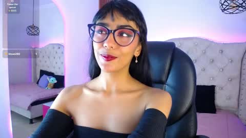 Snapshot of violett_garden chatting on 26, 5, 2026 Violet online show from 26, 5, 2026