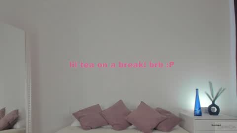 violetta_finch online show from 8, 2, 2025