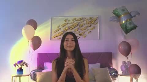 Snapshot of violetta_finch chatting on 21, 6, 2026 violetta_finch online show from 21, 6, 2026