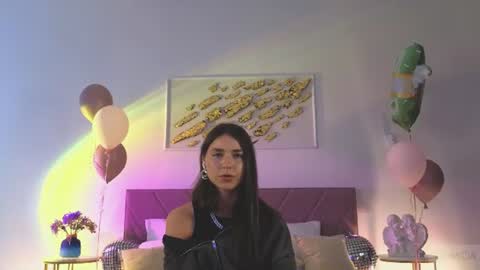 Snapshot of violetta_finch chatting on 23, 6, 2026 violetta_finch online show from 23, 6, 2026