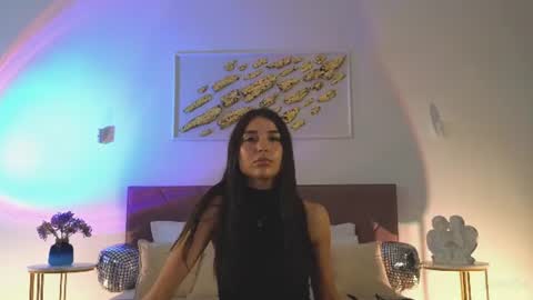 Snapshot of violetta_finch chatting on 4, 7, 2026 violetta_finch online show from 4, 7, 2026
