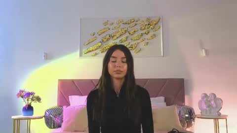 Snapshot of violetta_finch chatting on 7, 7, 2026 violetta_finch online show from 7, 7, 2026