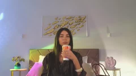 Snapshot of violetta_finch chatting on 25, 7, 2026 violetta_finch online show from 25, 7, 2026