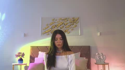 Snapshot of violetta_finch chatting on 28, 7, 2026 violetta_finch online show from 28, 7, 2026