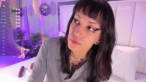violettacolinss online show from 3, 3, 2026