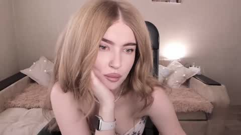 ViolettaOtis online show from 23, 2, 2025