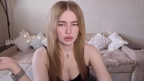 ViolettaOtis online show from 29, 5, 2026