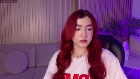 Violett Castel online show from 26, 2, 2026