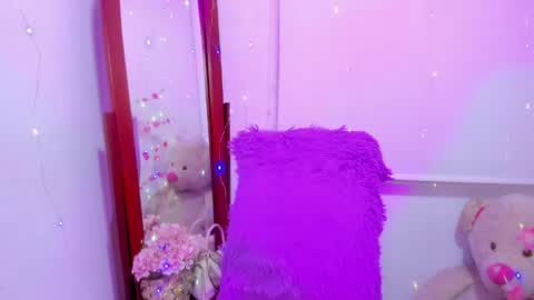 violette_laurent online show from 21, 4, 2026