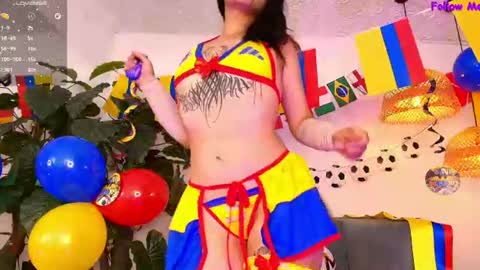 Snapshot of violettenoi chatting on 24, 6, 2026 violettenoi online show from 24, 6, 2026