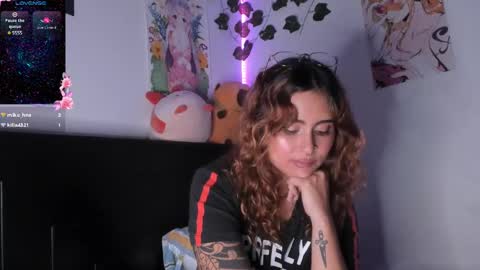 Snapshot of violetteramirez01 chatting on 7, 2, 2025 Violette  online show from 7, 2, 2025