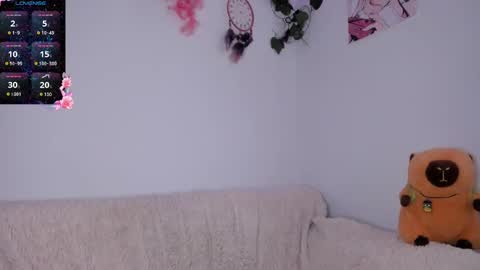 Snapshot of violetteramirez01 chatting on 7, 3, 2025 Violette  online show from 7, 3, 2025