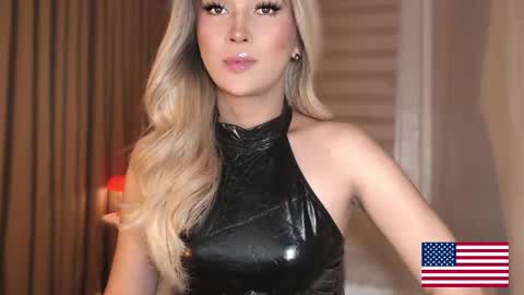 Snapshot of violetversacexx chatting on 15, 2, 2026 Best Of Both Worlds online show from 15, 2, 2026