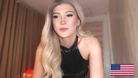 Snapshot of violetversacexx chatting on 15, 2, 2026 Best Of Both Worlds online show from 15, 2, 2026