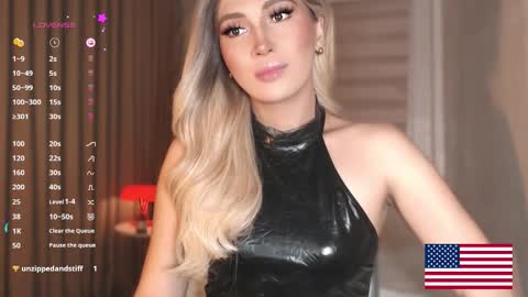 Snapshot of violetversacexx chatting on 23, 2, 2026 Best Of Both Worlds online show from 23, 2, 2026