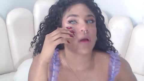 Snapshot of violetxia_ chatting on 27, 3, 2026 violetxia_ online show from 27, 3, 2026