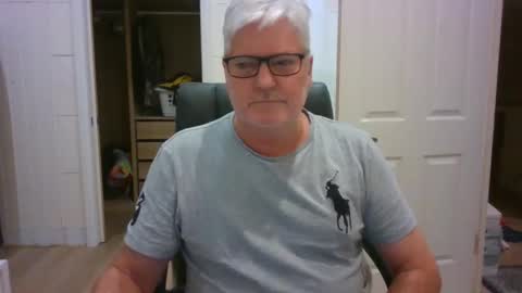 Snapshot of viper654321 chatting on 10, 5, 2026 viper654321 online show from 10, 5, 2026