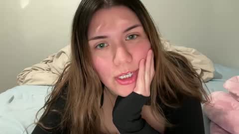 Virgngirl online show from 25, 9, 2025